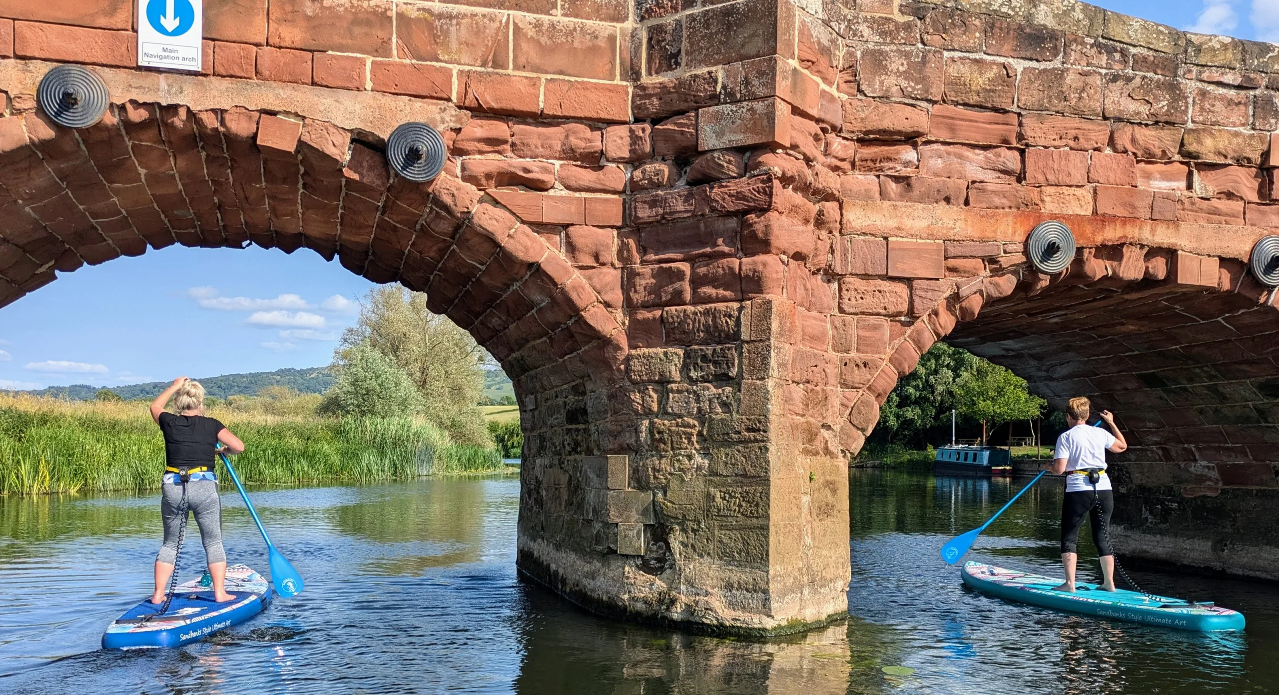 Guided paddleboard safari on the River Avon near Eckington Bridge